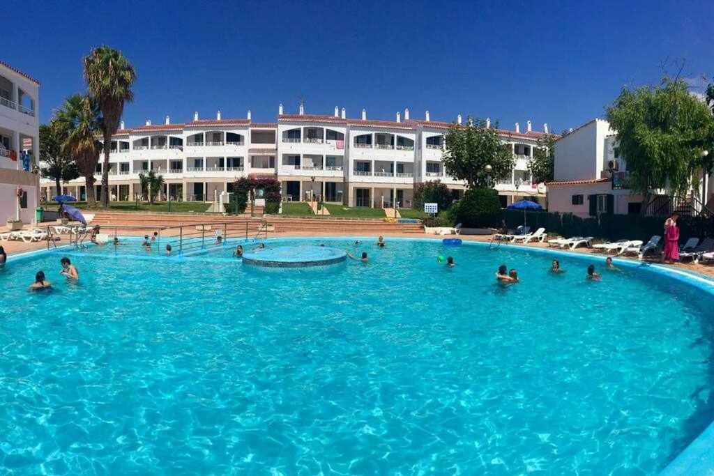 Galdana Apartamento Con Piscina カラ・エン・ブラネス エクステリア 写真