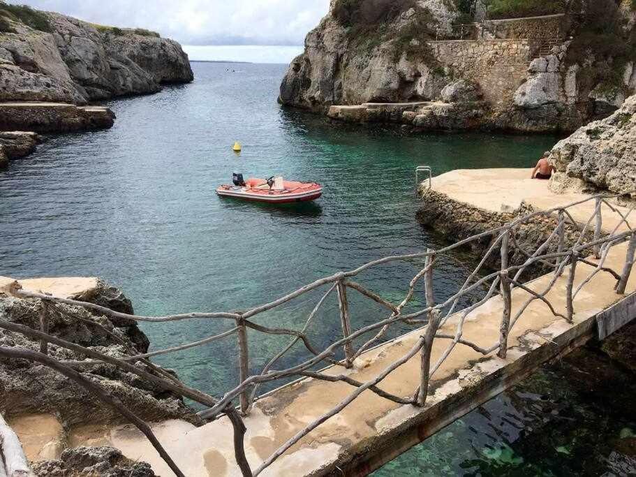 Galdana Apartamento Con Piscina カラ・エン・ブラネス エクステリア 写真