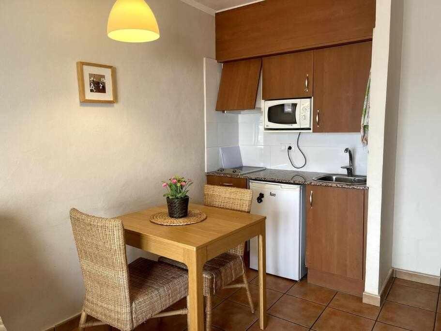 Galdana Apartamento Con Piscina カラ・エン・ブラネス エクステリア 写真
