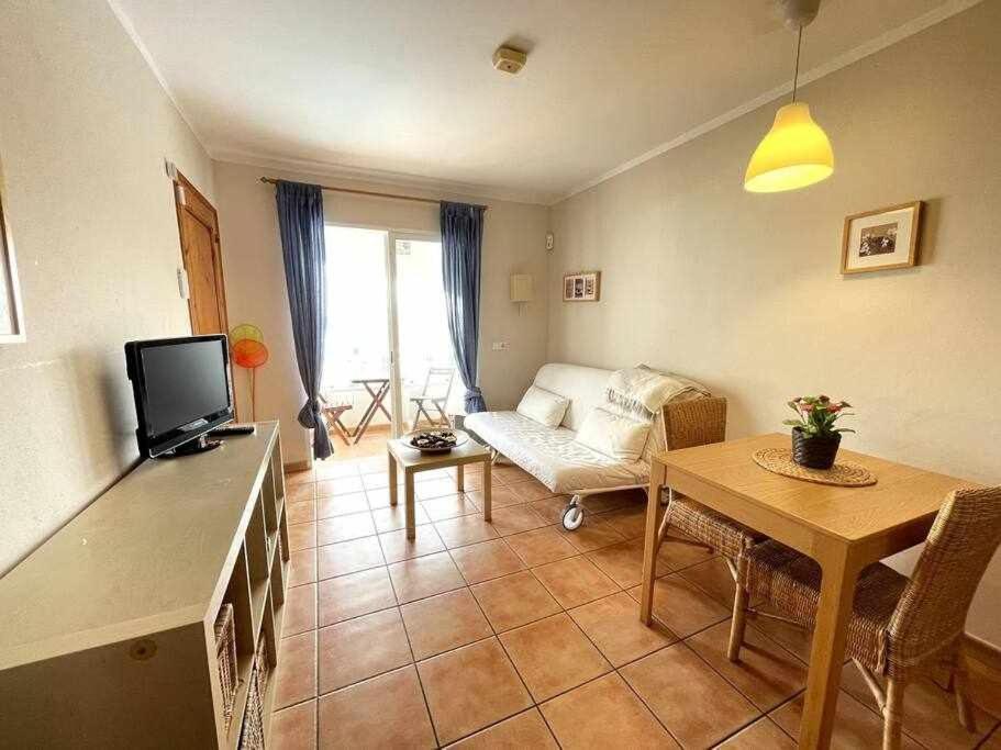 Galdana Apartamento Con Piscina カラ・エン・ブラネス エクステリア 写真